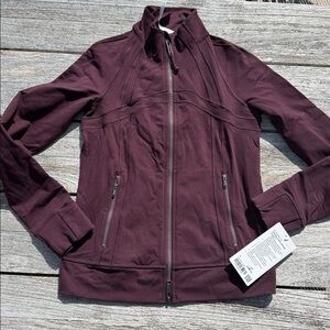 Lululemon Define‎ Track Jacket Luon black plumb size 4 NWT